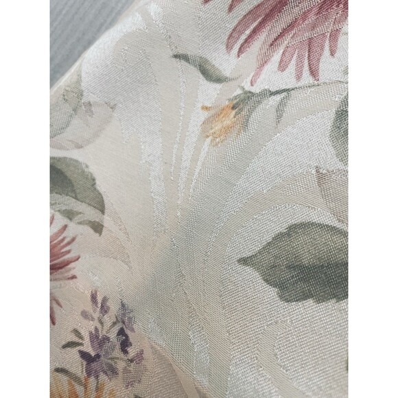 Set of 8 Cloth Napkins 18” Floral Butterfly Print Reversible Fabric Table Linens - Picture 7 of 7